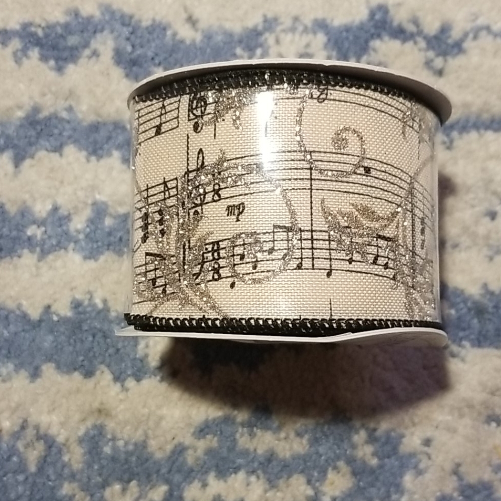 NWT Wellesley Manor Music Note Ribbon